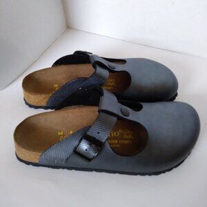 Papillio clogs. New. (a division of Birkenstock)